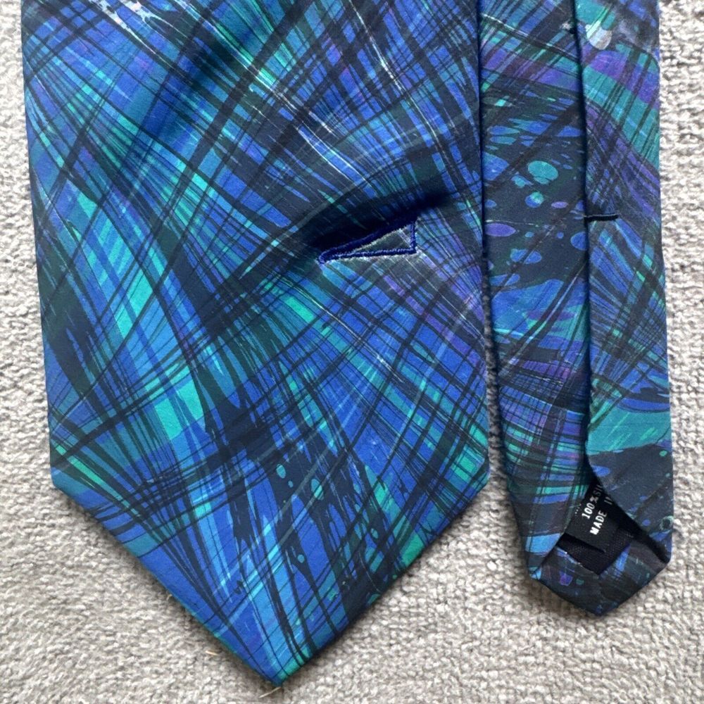 MOTH Neck Tie Hand Marbled Cabernet Sauvignon Edition 100% Silk Blue‎